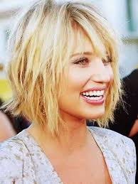 Si c'est une excellente option lorsqu'on a besoin de changement radical, il n'est pas toujours évident de franchir le pas. Idee Tendance Coupe Coiffure Femme 2017 2018 Coupe Courte Femme 2015 Extensions De Cheveux 100 Naturels Haut De Gamme Nice Cannes Monaco