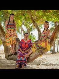 Suriname is the smallest country in south america, with a total population of about 585,824 people. 32 Suriname Reisen Ideen Tropischer Regenwald Regenwalder Franzosisch Guyana