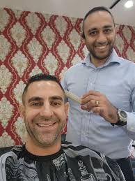 Tracy Bryan's Gentlemen's Salon Gift & Greeting Cards