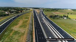 Et pour bien organiser votre séjour à toulouse, vous avez la. Video Montpellier La Nouvelle Autoroute A9 Filmee Depuis Un Drone