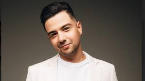 Luis Coronel Archives