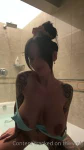 Alexmucci why are u missing this unblock it from private dms perchè te lo  vuoi perdere