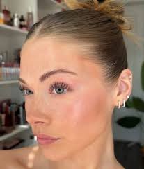 Please help us welcome our new RN Injector, Claudia! We love our team  continues to grow and what an amazing group of gals we have! You can find  Claudia at the Medspa