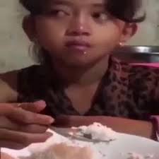 -The gang is falling apart-, Dutch: haha okay, -The pinkertons are coming  closer-, Dutch: okay haha, Arthur: i insist, Dutch: