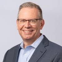 Elizabeth Dellinger's Instagram, Twitter & Facebook