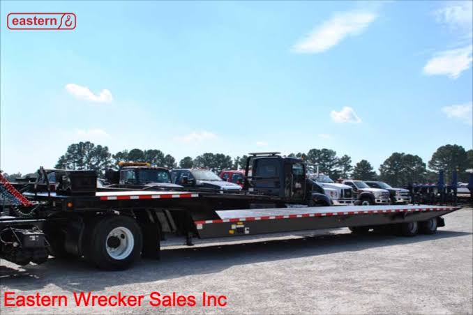 Landoll 317E-48 Traveling Axle Trailer