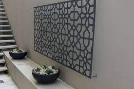 40 Awesome Wall Decoration Ideas You Ll Love Freshouz Com Outside Wall Decor Outdoor Wall Decor Large Outside Wall Art