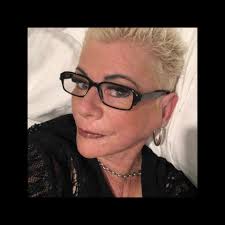 Which classic British motorcycle to choose, Triumph or BSA?