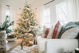 If You Are One Of The Many Devoted Superfans Of Joanna Gaines Out There We Totally Get It Because We Are Too Christmas Christmas Decorations Christmas Home