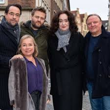 Телесериал о полиции, повествующий о работе детективов германии. Start Ins Jubilaumsjahr Der Tatort Wird 50 Medien