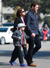 Полное имя — кристофер майкл пратт (christopher michael pratt). Chris Pratt Looks Like A Family Man While Out With Wife Katherine Schwarzenegger And Son Jack Daily Mail Online