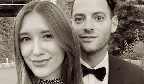 Robyn Russell and Eliyahu Fox's Wedding Website