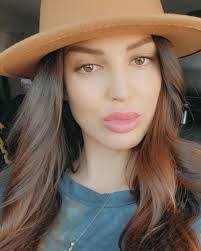 Chelsea Trainor's Instagram, Twitter & Facebook