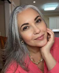 CHECK IN 🙂🙃 ANY SINGLE GUY OUT THERE?