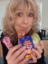 A little story about a chocolate bar The first few bites of a chocolate bar  is so tasty, When you get towards the end, it gets nasty. Was that how you  felt