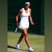 Bencic uploaded a picture of the couple sleeping on a plane from her instagram account. Madison Keys Madisonkeys Instagram Photos And Videos