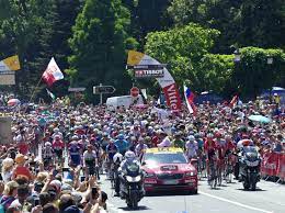 Carénage rutilant l'étape du tour. Datei 11eme Etape Tour De France 2018 Depart Albertville Jpg Wikipedia