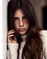 What Is Love Tell Me Is It Easy 777luckyfish Photos Of Liliannakruk By Robert Be Black Hair Green Eyes Black Hair And Freckles Brown Hair And Freckles