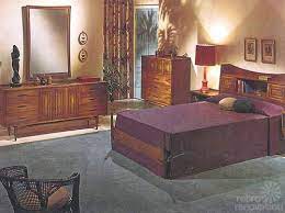 20 wide x 18.5 deep x 37.5 high, with a seat height of 18.5 inches and arm height of 23.5 inches. Broyhill Premier Sculptra Bedroom Set Iris Abbey