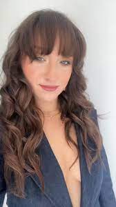Sydnie Christmas: Singer and Musical Theatre Performer | TikTok