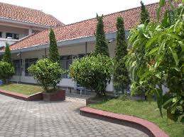 Hingga saat ini, pppk petra telah mengelola sekolah di 2 wilayah yakni surabaya dengan 28 sekolah dan sidoarjo dengan 5 sekolah. Profil Sekolah Smp Kristen Petra Kediri