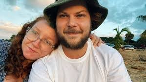 Emma Grimes's Instagram, Twitter & Facebook