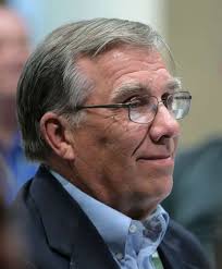 Fairfield chamber names Lori Fry, Pete Tollenaere Citizens of the Year