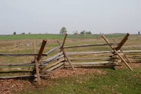 Split rail fence ideas, with poultry wire to reinforce the. 28 Split Rail Fence Ideas For Acreages And Private Homes Home Stratosphere