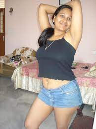 Hot south indian tamil Aunty bra bikini show Kambi kadakal Hot Sexy tight  jeans shirts