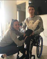 Manuel bortuzzo, come sta oggi? Manuel Bortuzzo Compie 20 Anni Per Lui In Regalo Un Cucciolo Di Labrador La Repubblica