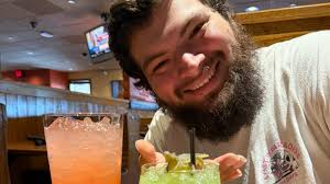 Fundraiser for Melanie Zelaya by Edwin Turcios : Eric's expenses and  overall support during his recovery!