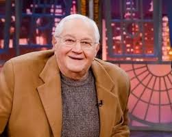 News silvio luiz tenta falar de tragédia, não aguenta e chora no redetv! Hgtjk51gjvxhcm
