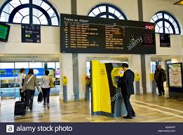Reims France Public Transit System Train Station Inside Main Stock Photo Alamy