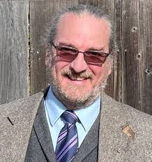 Max Hare's Instagram, Twitter & Facebook