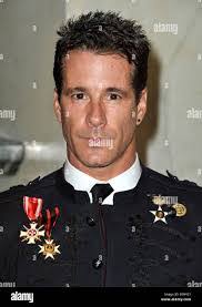 Edwin Carrillo's Instagram, Twitter & Facebook