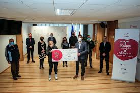 V Kranju zbrali skoraj 30.000 evrov za družine v stiski · Mestna občina  Kranj