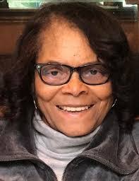 Jalen Holmes's Instagram, Twitter & Facebook