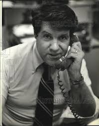 1981 Press Photo Dave Beal-Business News Editor-Milwaukee Journal Sentinel