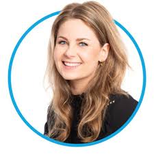 New Year, New Job! 2025 trap ik af met een nieuwe baan! 🥂 Vanaf 6 januari  ga ik beginnen als medewerkster 'B2B Raamdecoratie' bij B&C International  Heb er onwijs veel…