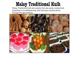 Meski disebut permainan, namun hal itu tetap mengandung. Kuih Tradisional Melayu Brunei