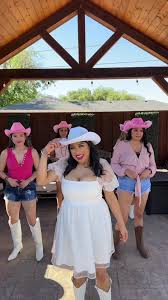 This is Texas (woo), ain't no hold 'em (hey) 💖💖a few more days until  wedding day 💖💖 #bridesmaids #bridesmaid #texasholdem #fypシ゚viral #fypage  #ptp #beyoncechallenge