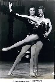 Oct 27 1970 Here Are Star Dancers Rudolf Nureyev And Natalia Makarova Performing The Black Swan Pas De Deux From Tc Rudolf Nureyev Nureyev Stuttgart Ballet