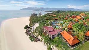 There is also the added convenience of many nearby restaurants and cafés. Pelangi Beach Resort Spa Langkawi Pantai Cenang Aktualisierte Preise Fur 2021
