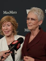 Legends honoring legends. Jamie Lee Curtis was presented with the Jane Fonda Humanitarian Award - by Jane herself! - at the WIF Honors in Beverly Hills. #WIFHonors2025 #WIFHonors