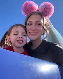 Amber🍒 (@amber.mclain) • Instagram photos and videos