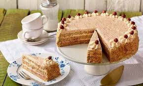 Zartbitterschokolade grob hacken und im wasserbad schmelzen. Nusstorte Nach Landlicher Art Rezept Kuchen Und Torten Rezepte Kuchen Und Torten Leckere Torten