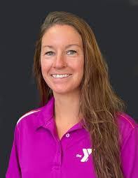 Holly Wendell's Instagram, Twitter & Facebook