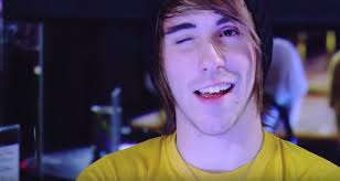 Got your picture i'm coming with you dear maria, count me in there's a story at the bottom of this bottle and i'm the pen make it count when i'm the one who's selling you out 'cause it feels like stealing hearts calling your name from the crowd take a breath, don't it sound so easy never. That Iconic Cough At The Beginning Of All Time Low S Dear Maria Almost Wasn T On The Track News Rock Sound Magazine