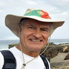 Hi Pilgrims My flight does not arrive in Biarritz until late any  recommendations for staying in Bayonne for the night 🙏🏻🙏🏻