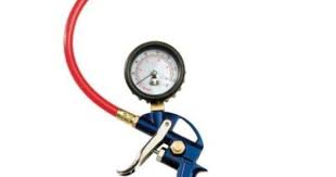 Black Decker Air Station Asi300 Campbell Hausfeld Tire Inflator With Gauge Mp600000av At The Home Depot Tire Inflator Inflators Tire